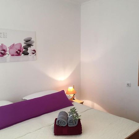 Apartments Tamara Orebic Ngoại thất bức ảnh